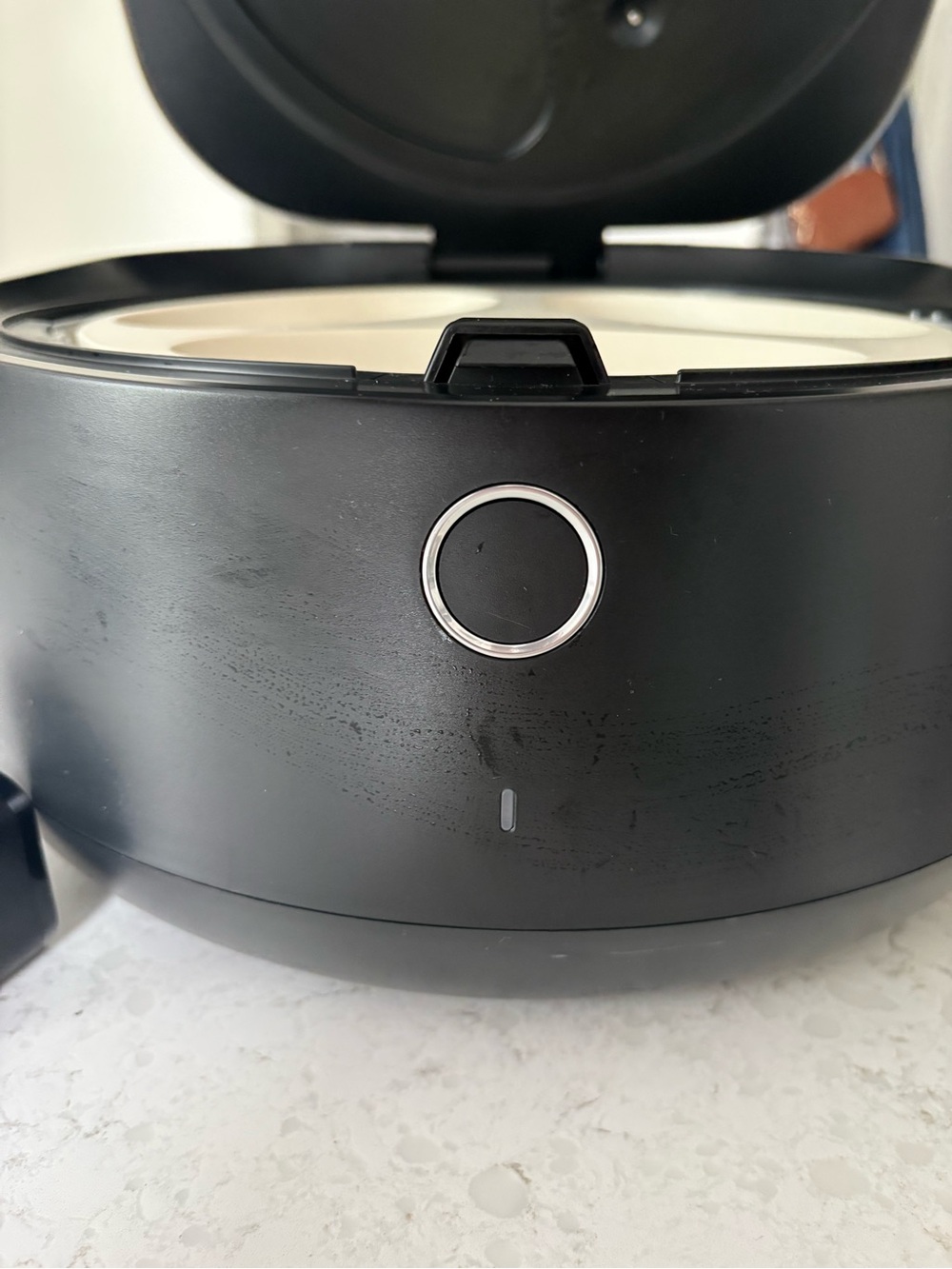 Automatic Wet-Food Cat Feeder with Removable Bowl and App - Picture 3 of 13